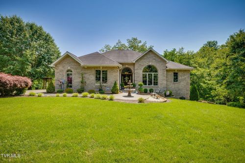 100 Pointe Dr, Piney Flats, TN, 37686-3808 | Card Image