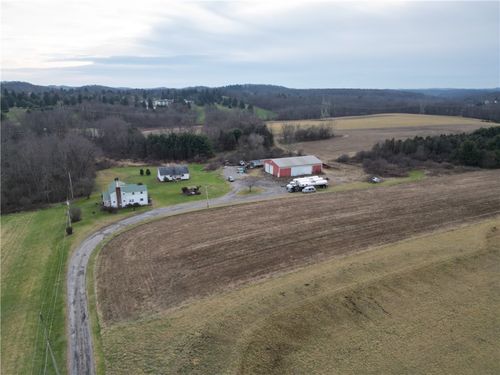 121 Powell Rd, Butler, PA, 16002-0447 | Card Image