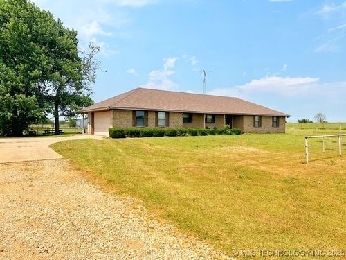 7532 E 130 Rd, Holdenville, OK, 74848-1680 | Card Image