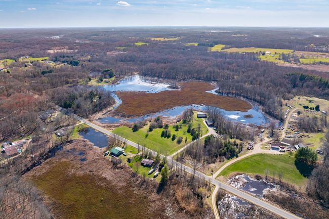 7350 Cedar Creek Rd, House other with 2 bedrooms, 2 bathrooms and null parking in Delton MI | Image 36