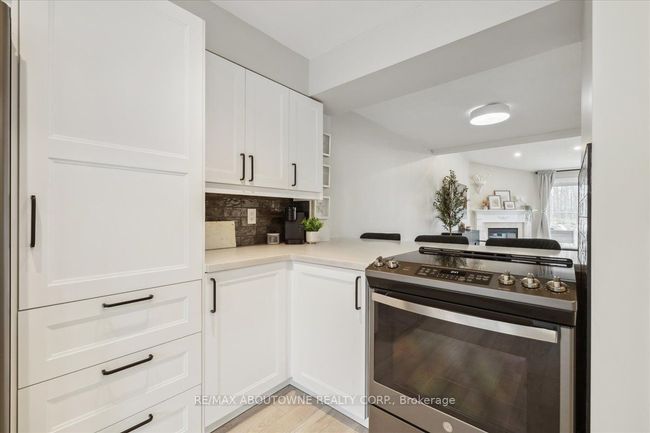 123 - 2110 Cleaver Ave, Condo with 2 bedrooms, 1 bathrooms and null parking in Burlington ON | Image 9