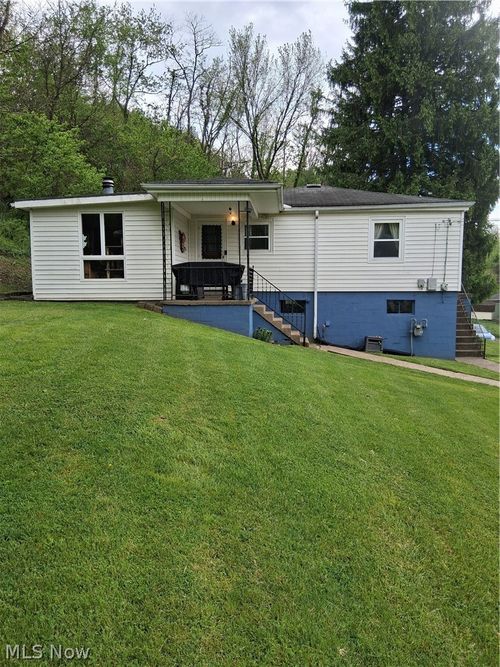 68490 Elm St, Bridgeport, OH, 43912-9605 | Card Image