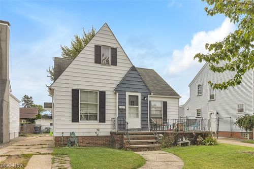 4427 Albertly Ave, Parma, OH, 44134-3315 | Card Image
