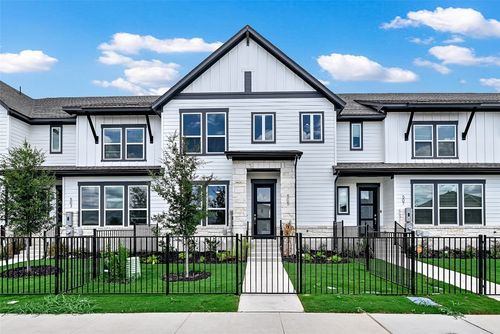 529 Emory Crossing Blvd, Hutto, TX, 78634-2703 | Card Image