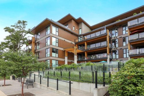 109-1700 Balmoral Ave, Comox, BC, V9M2N1 | Card Image