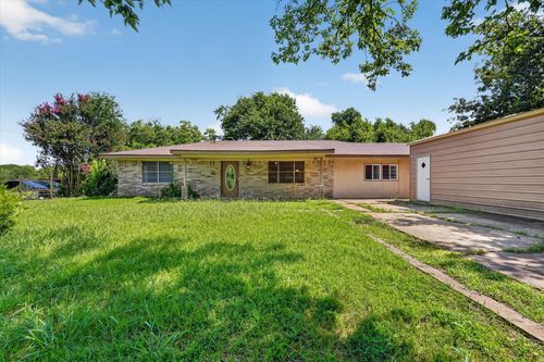387 Avenue D, Point, TX, 75472-5513 | Card Image
