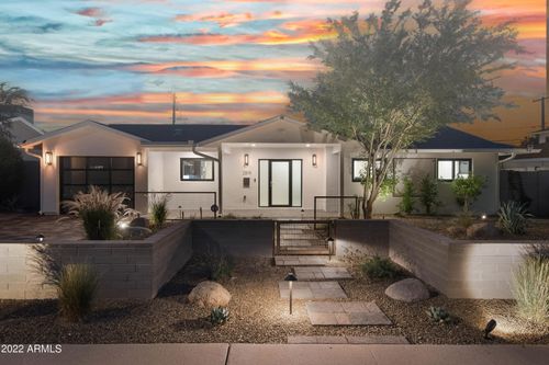 2519 E Pierson St, Phoenix, AZ, 85016-4818 | Card Image