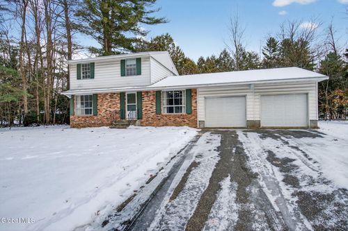 12 Pine Tree Pl, Clifton Park, NY, 12065-5313 | Card Image