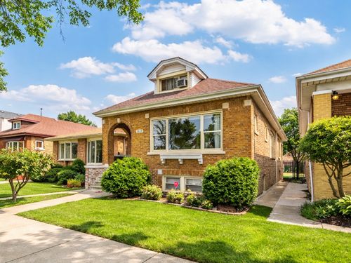 9419 S Wabash Ave, Chicago, IL, 60619-7235 | Card Image