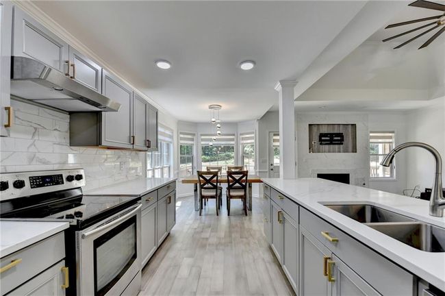 4080 Cherry Ridge Walk, House other with 5 bedrooms, 3 bathrooms and null parking in Suwanee GA | Image 11