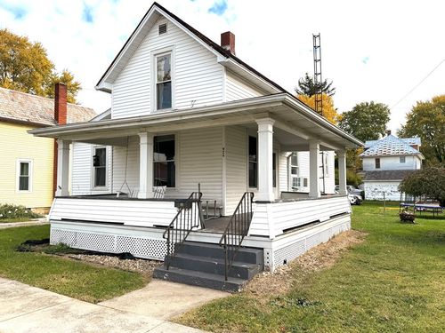 926 Maple St, Bucyrus, OH, 44820-1422 | Card Image