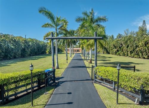 5161 Thoroughbred Lane, Southwest Ranches, FL, 33330 | Card Image