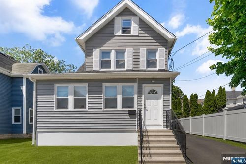 9 Sycamore St, Bloomfield, NJ, 07003-5017 | Card Image