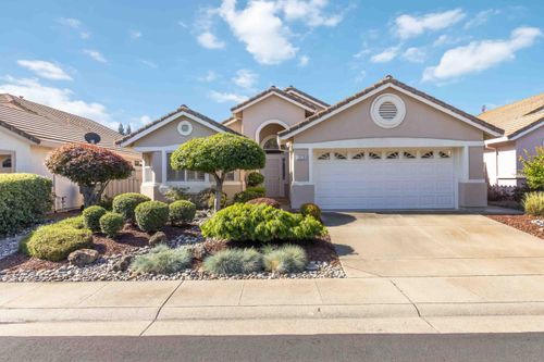 5073 Whiteclover Ln, Roseville, CA, 95747-8219 | Card Image