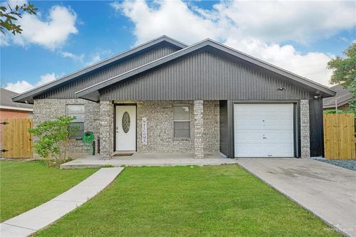 1103 W 26th St, Mission, TX, 78574-7624 | Card Image