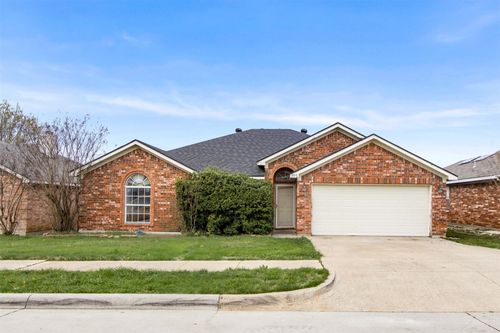 809 Elbe Dr, Arlington, TX, 76001-8544 | Card Image
