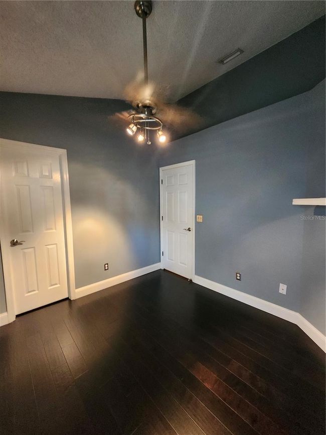 2303 Millcreek Court, House other with 3 bedrooms, 2 bathrooms and null parking in Valrico FL | Image 4