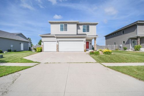 5013 44th St S, Fargo, ND, 58104-6067 | Card Image