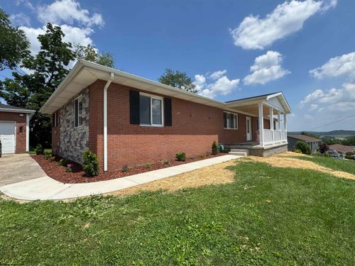 1818 Martha Ave, Fairmont, WV, 26554-8533 | Card Image