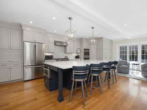 1 Squirrel Hill Ln, Hingham, MA, 02043-1525 | Card Image