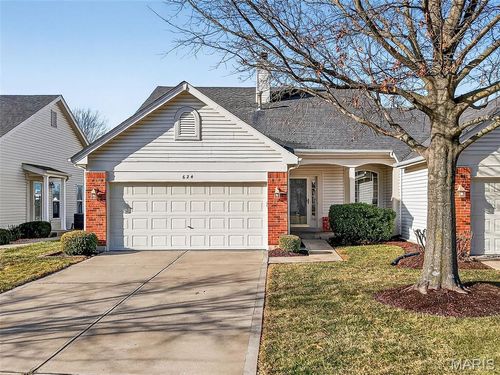 624 Hawk Run Dr, O Fallon, MO, 63368-8185 | Card Image