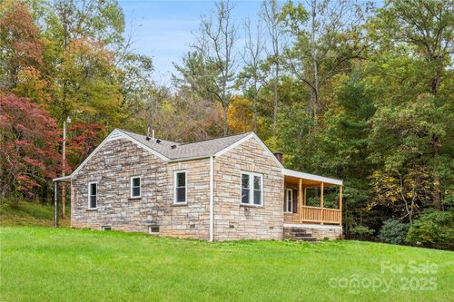 421 Hazel Brook Rd, Marshall, NC, 28753-7026 | Card Image