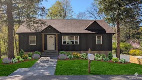 9 Park Rd, Carmel, NY, 10512-6320 | Card Image