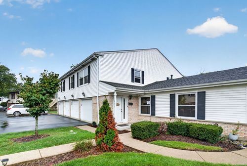 841 Pahl Road, Elk Grove Village, IL, 60007 | Card Image