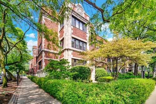 b-5656 S Dorchester Ave, Chicago, IL, 60637-1706 | Card Image