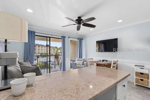 b102-40 Folly Field Road, Hilton Head Island, SC, 29928 | Card Image