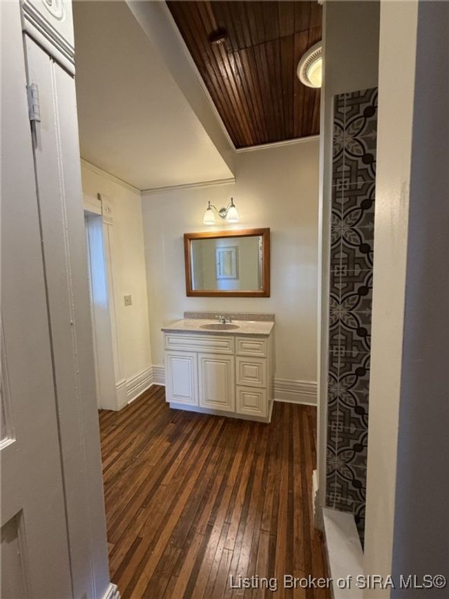 140 S Sycamore St, Home with 3 bedrooms, 3 bathrooms and null parking in Campbellsburg IN | Image 15