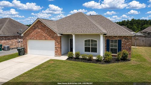 10430 Oakchase Dr, Denham Springs, LA, 70706-0492 | Card Image