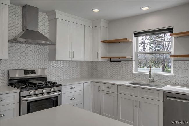 6 Rolling Woods Ln, House other with 6 bedrooms, 3 bathrooms and null parking in West Seneca NY | Image 11
