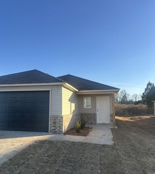 10624 Mason Dr, North Little Rock, AR, 72113-7877 | Card Image