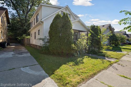 250 Spencer St, Ferndale, MI, 48220-3610 | Card Image