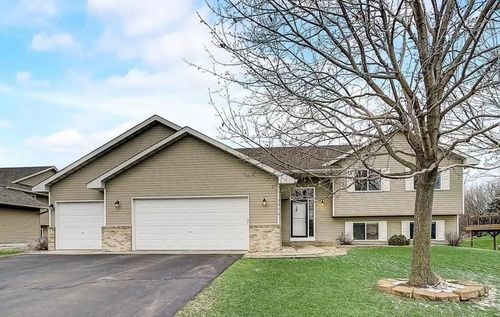 3010 Francis Ln, Elko New Market, MN, 55054-5427 | Card Image