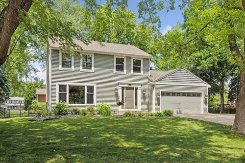 3211 Canterbury Ct, Woodbury, MN, 55125-2706 | Card Image