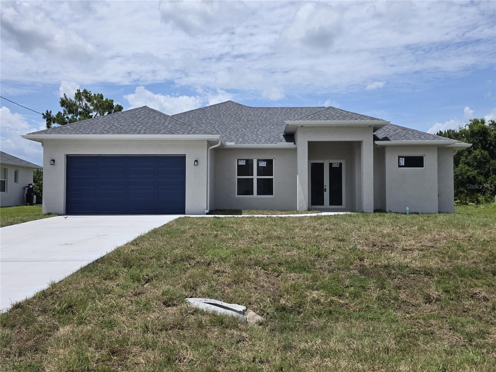 Residential in LEHIGH ACRES