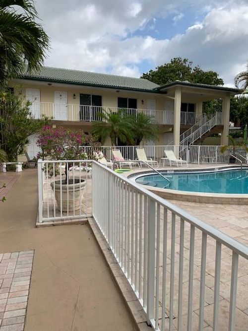2-1907 Ne 2nd Street, Deerfield Beach, FL, 33441 | Card Image