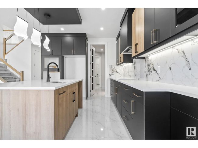 4007 39 St, House other with 3 bedrooms, 3 bathrooms and null parking in Beaumont AB | Image 16