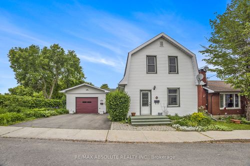 99 Tierney St S, Arnprior, ON, K7S2S4 | Card Image