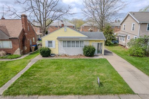 2330 21 Street, Cuyahoga Falls, OH, 44223 | Card Image