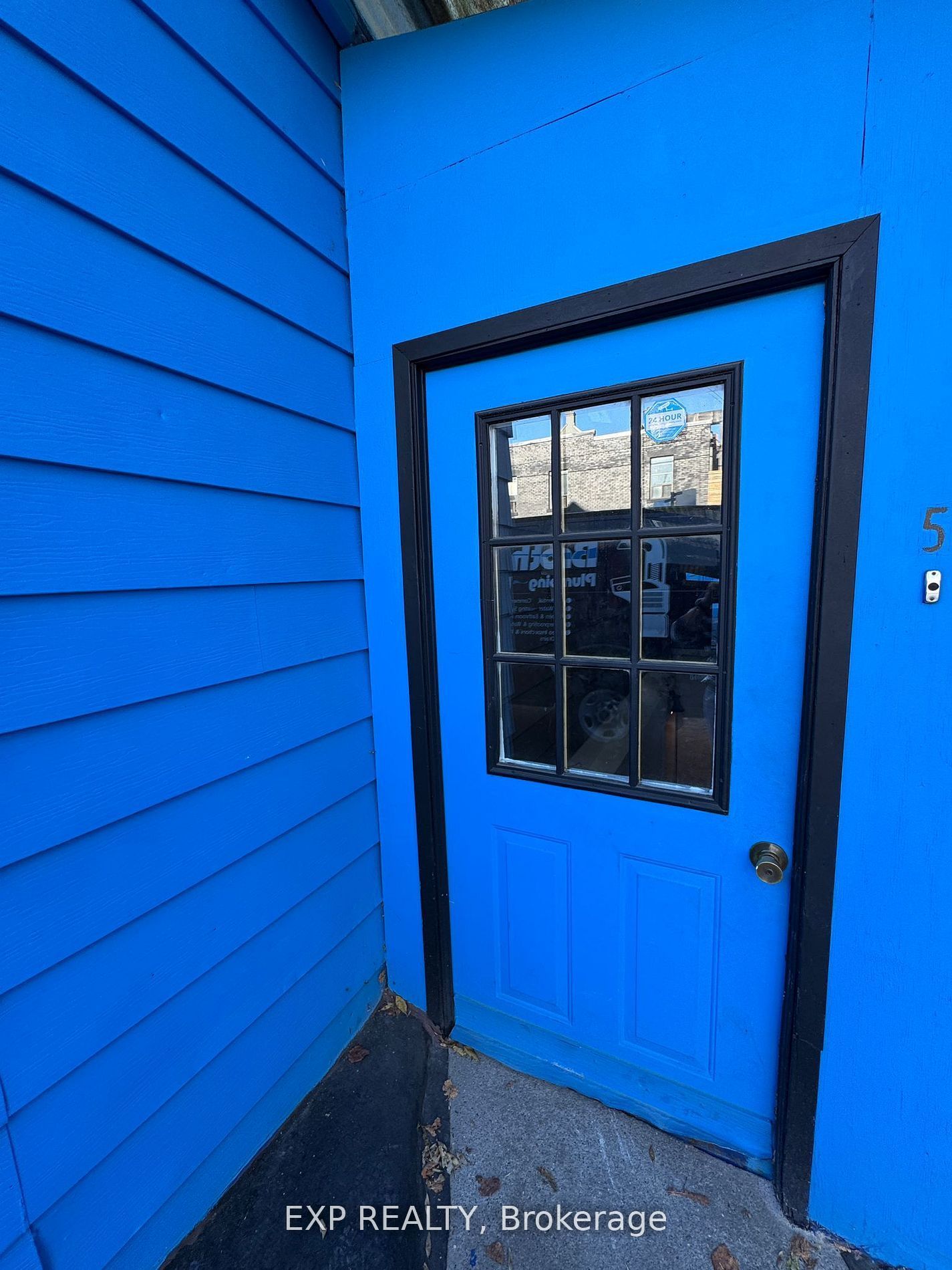 Residential Lease in Toronto W02 2