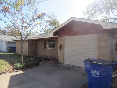 706 Abney St, Whitesboro, TX, 76273-1508 | Card Image