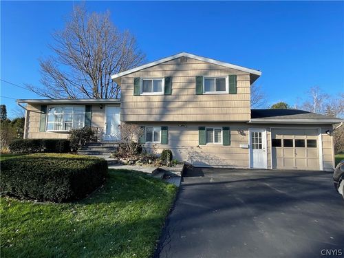 17 Juneberry Ln, Liverpool, NY, 13090-3016 | Card Image