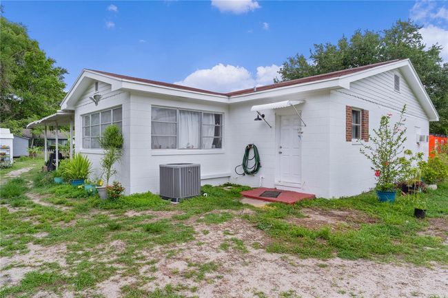 2022 Edgewood Rd, House other with 3 bedrooms, 3 bathrooms and null parking in LEESBURG FL | Image 5