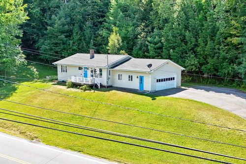 370 Lake St, Barton, VT, 05822-4435 | Card Image