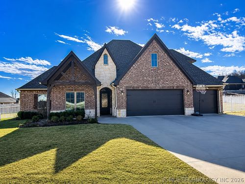 3354 Mountain Dr, Tahlequah, OK, 74464-5523 | Card Image
