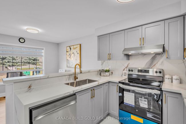 53 Bottomwood St, House attached with 3 bedrooms, 3 bathrooms and 3 parking in Brampton ON | Image 19