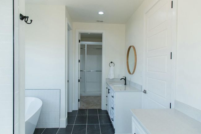 7211 W 12 Th St, House other with 3 bedrooms, 2 bathrooms and null parking in Plainview TX | Image 30